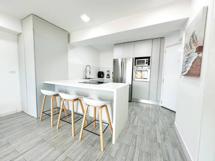 Urban Paradise Apt at El Rosal