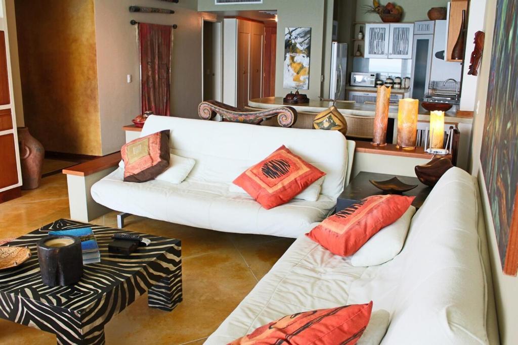 Luxury Apartment with Amazing Ocean View